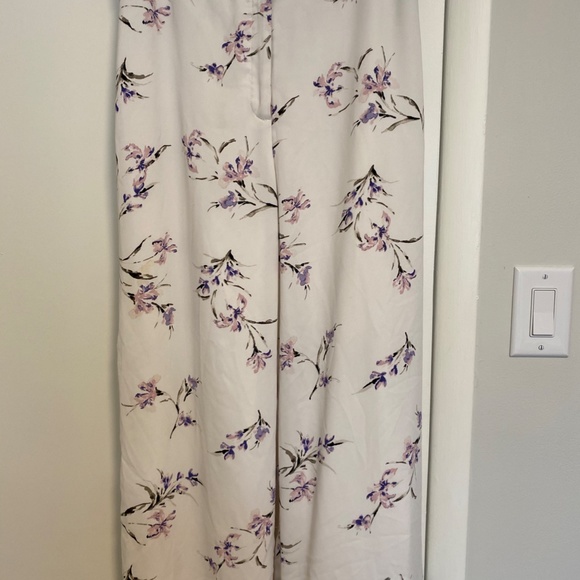 Floral Wide Leg Pants - Picture 2 of 3